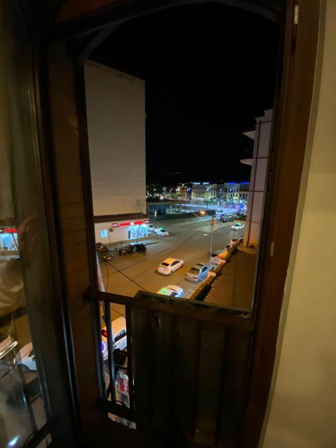 Du Vin Rouge Tbilisi Hotel Exterior photo